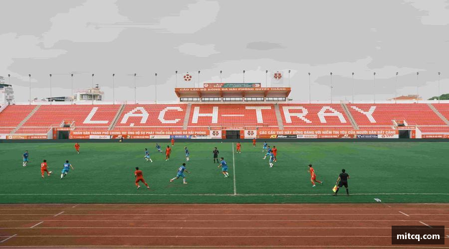 谈球吧app💻【直播平台】实时弹幕互动，你不是一个人在观赛！